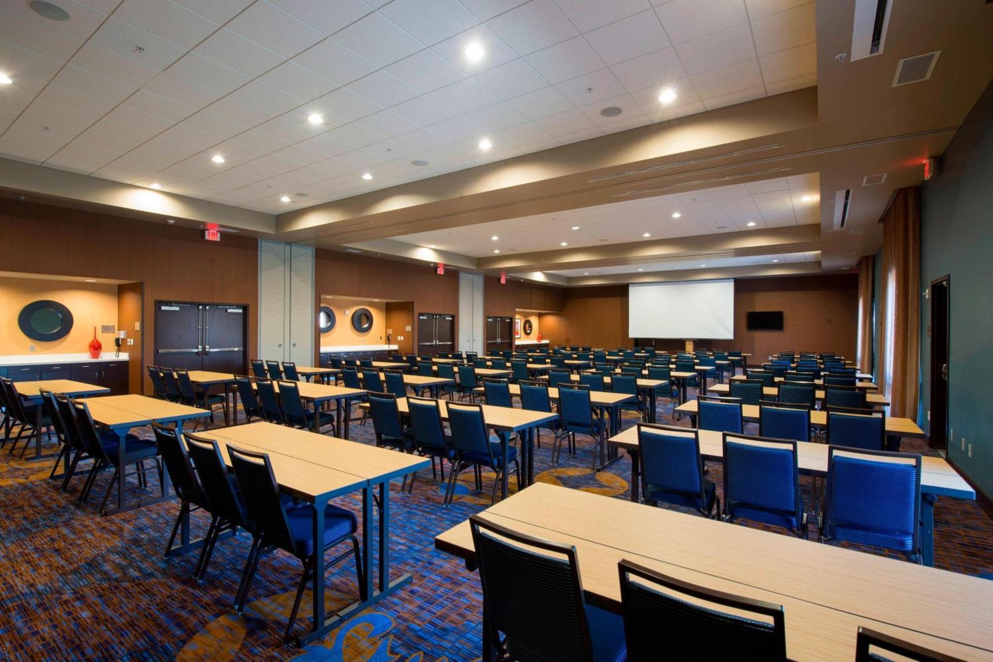 Courtyard By Marriott Columbus Exterior foto