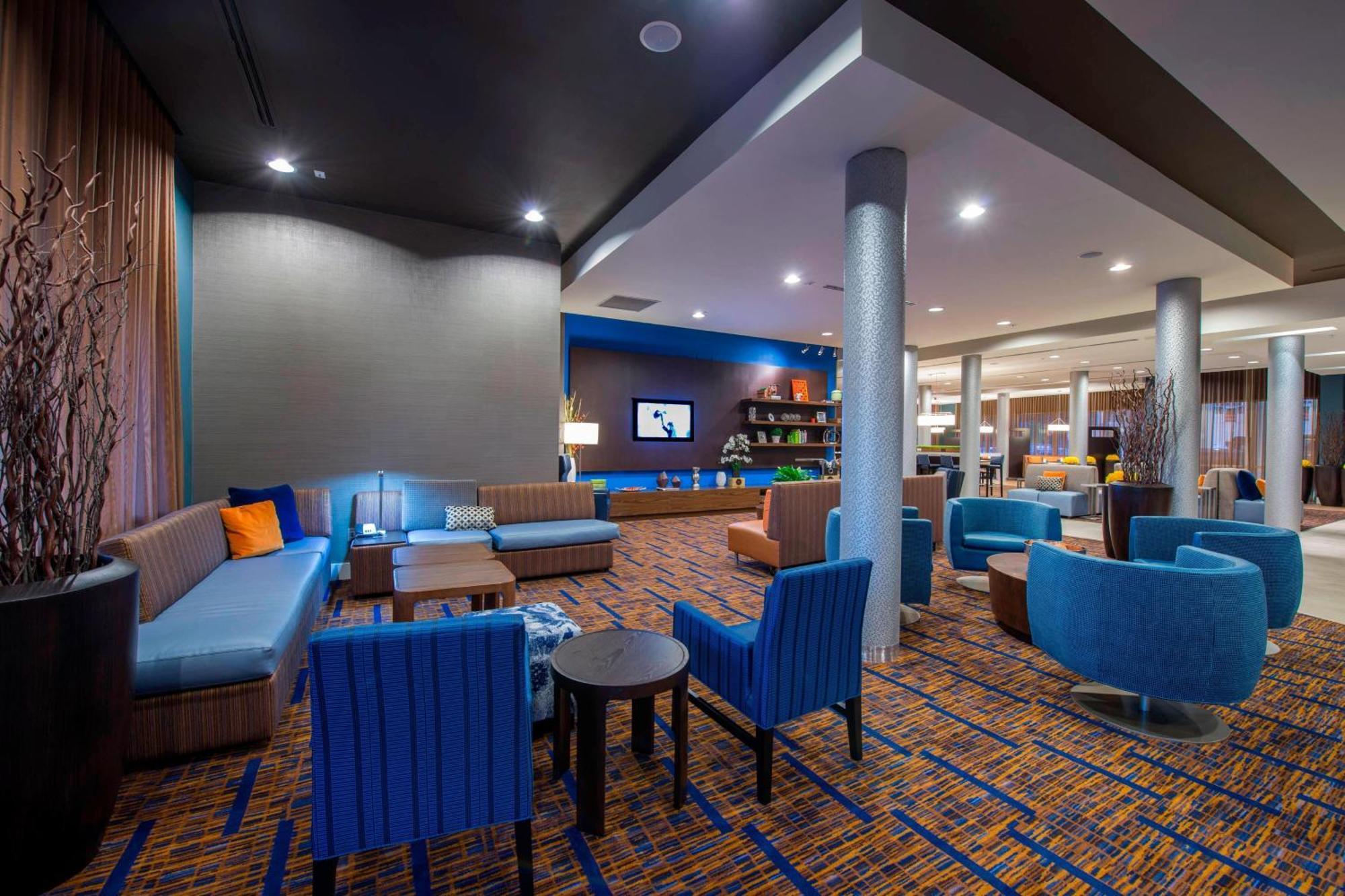 Courtyard By Marriott Columbus Exterior foto